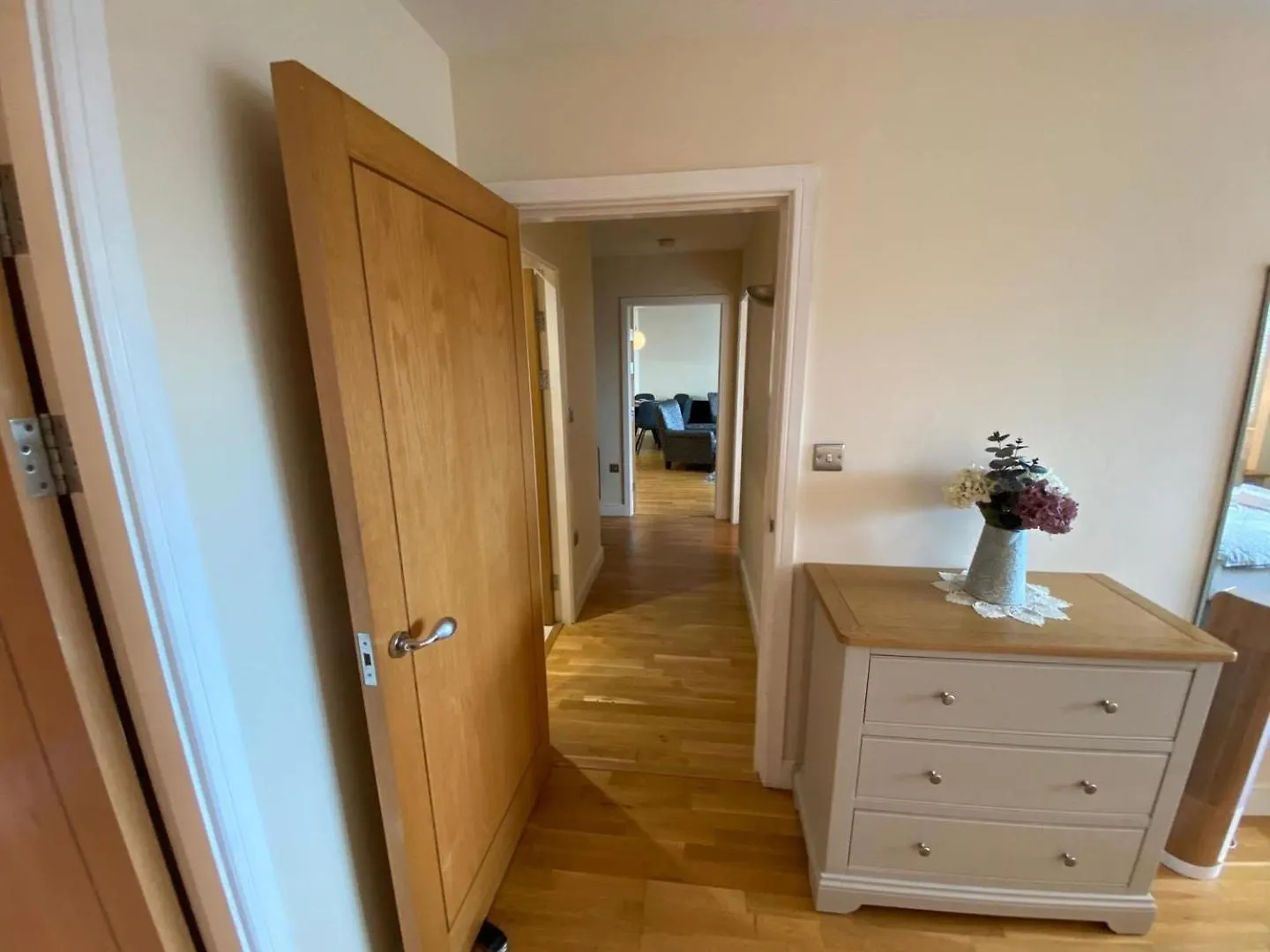 *Modern 2 Bed Apartment In The Heart Of Cardiff*  Cardiff